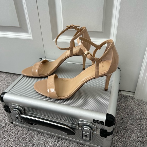 Michael Kors Nude Patent Leather Strappy Heels – Size 7.5 - Picture 2 of 7